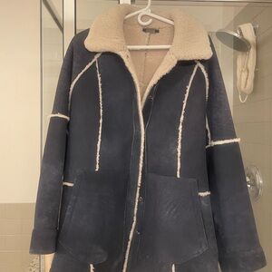 Women's Shearling Lined Coat - Black